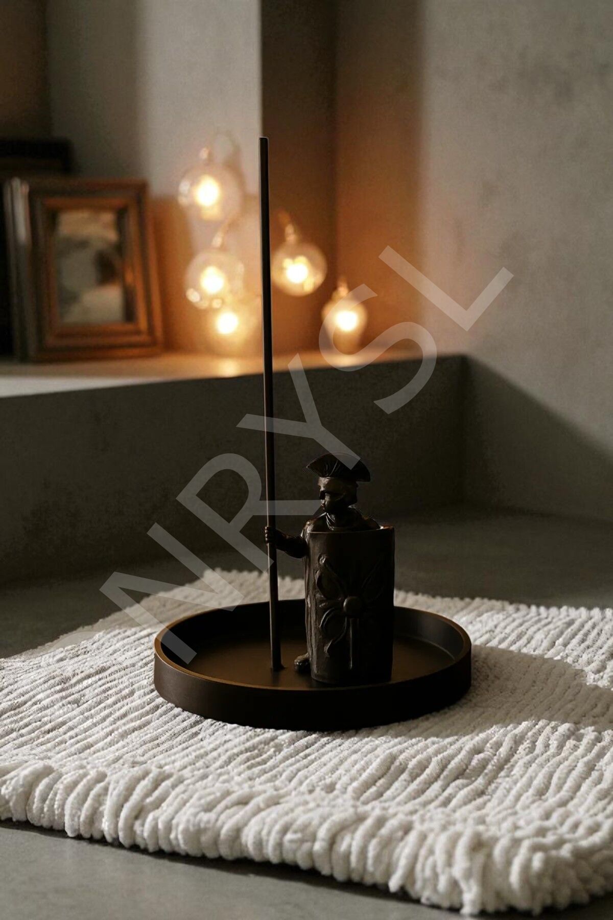 Dekoratif Biblo Roma Tütsülük Beyaz Siyah Modern 9 X 13 Cm Siyah